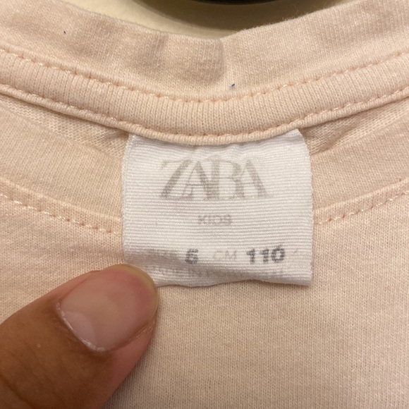 Zara Baby T-Shirt | Size 5 110cm | Colour Cream - Picture 3 of 3